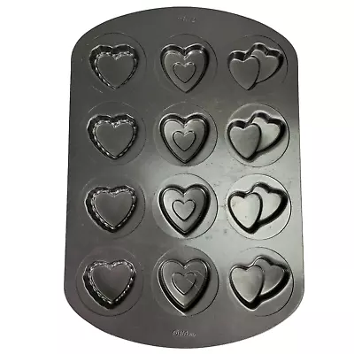$7.95 • Buy Wilton Cookie Pan Hearts Valentines Day Non-Stick 12 Cavity 11.2x16.25  Inch
