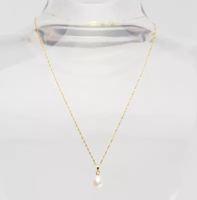 Delicate Vintage 18k Yellow Gold And Baroque Drop Shape Pearl Necklace • $150