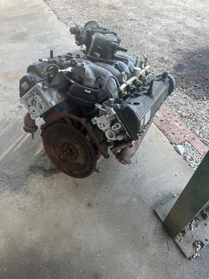 $625 • Buy *AS IS, PARTS ONLY* V10 6.8L 415CID (VIN S) ENGINE CORE (114K Original Miles)