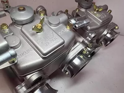 Twin Mikuni40phh Carburetors Datsun 510610 B110B210RoadsterL16L18R16A12 • $1600