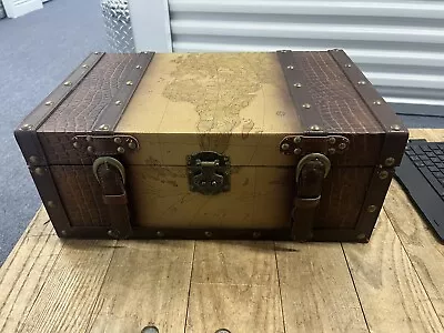 Medium Antique Vintage Trunk Chest • $15