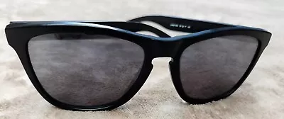 Oakley Frogskins Sunglasses Black Non-Polarized Lenses • $40
