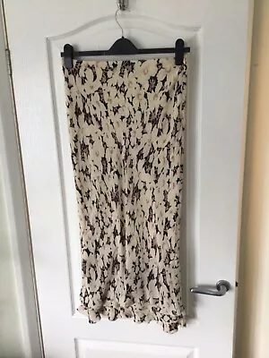 Lovely Vintage Fully Lined Jaeger  Chiffon Feel Skirt Size 12 • £7.99