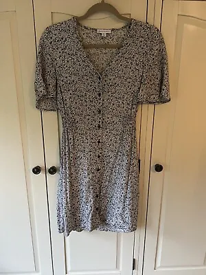 Warehouse Ditsy Tea Dress Size-8  • £5