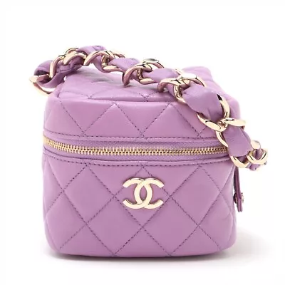 Chanel Matelasse Lambskin Chain Handbag Vanity Purple Gold Metal No. 32 • $2610.53