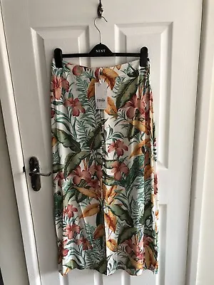 £15 • Buy WAREHOUSE Tropical Print White Maxi Skirt Size 12
