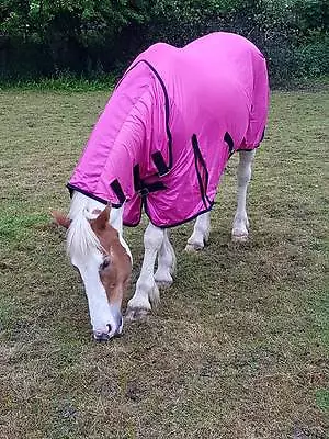 Cwell Equine Horse/Cob/Pony Fly Rug Combo Attached Neck Cover Pink 5'0 - 7'0   • £28.99