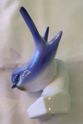 Lovely Little Zsolnay Pecs Porcelain Bird Figurine.Made In Hungary.Blue & White • $48
