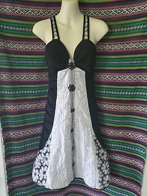 Save The Queen Black & White Dress Sz S • $100