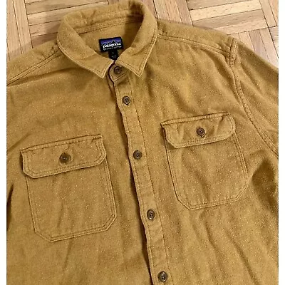 Patagonia Fjord Flannel Chamois Button Up Shirt Mens Large Yellow Organic Cotton • $19.95