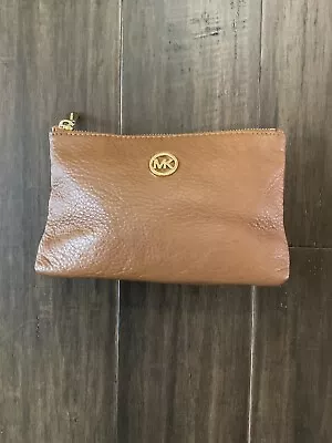 MICHAEL KORS Jet Set Item Zip Pouch Luggage Brown Pebbled Leather • $29.99