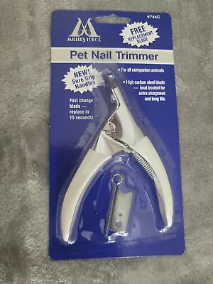 🐾Millers Forge Assorted Guillotine Nail Clipper 076681007447 {White} [New]🐾 • $9.99