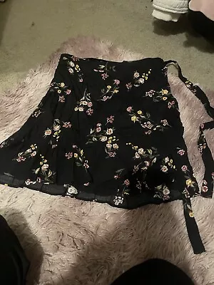 Flower Skirt • $5