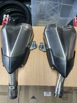2017 2018 2019 Kawasaki Z1000sx Exhaust Silencers One Pair Oem Parts • £45