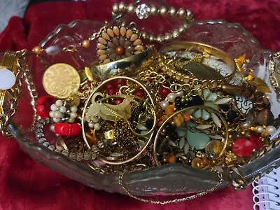 Vintage Costume Jewelry Lot Wearable 67 Pieces • $20