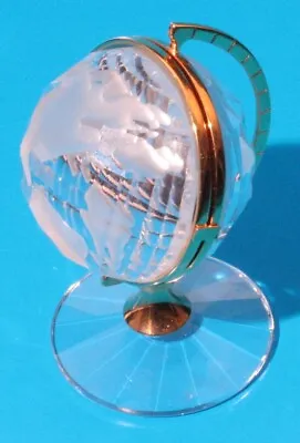 £9.31 • Buy Stunning Swarovski Crystal Glass Figure - World Globe Clock - 2 1/4 