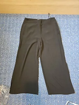 Oasis Black Culottes Wide Cropped Trousers. Size 6. Slits And Pockets. • $7.40