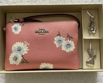 Coach Corner Zip Wristlet And 2 Charms Pink Floral Daisies NWT • $63