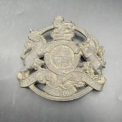 $14 • Buy Vintage VA Metalcrafters Brass Trivet KINGS ARMS CW10-17 Copyright 1953