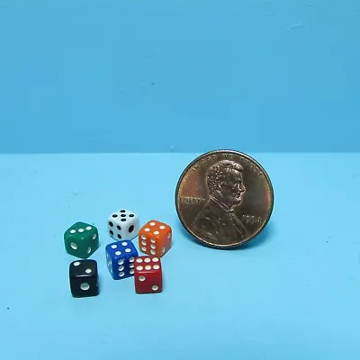 Dollhouse Miniature Plastic Die Set Of 6 Dice Multi Color IM67055 • $2.69