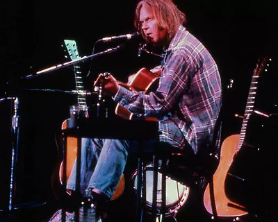 $5.49 • Buy Canadian Singer NEIL YOUNG 8x10 Photo Music Print Glossy Poster