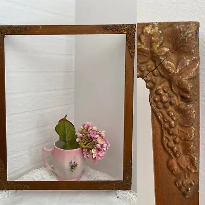 C1900  ANTIQUE Gold Wooden Decorative Distressed Picture Frame  GOOD OLD LOOK • £38.50