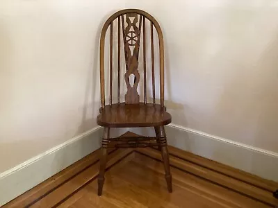 Vintage Mid - Century Amish Oak Windsor Style Dining Chair • $600