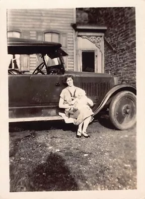 Old Photo Snapshot Woman Sitting On Side Of Old Vintage Car #27 Z22 • $11.55