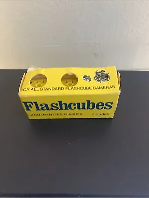$13.49 • Buy Vintage 3 Pack Flash Cubes General Electric 