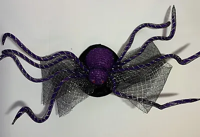 Mini Spider Hat Halloween Headpiece Costume Party Hair Clip Large Bow EUC • $5.10