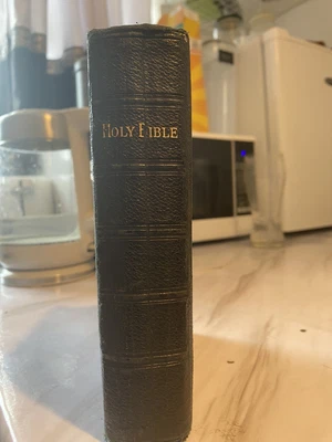 £32 • Buy Holy Bible Old New Testament Vintage Eyre Spottiswoode Book Circa 1900