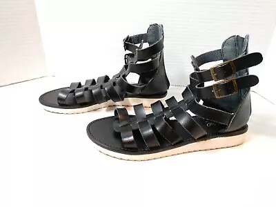 Mossimo Gladiator Flat Sandal Faux Black Leather With White Sole Size 6 Back Zip • $26.90