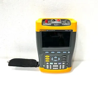 £928.76 • Buy Fluke 196B Scopemeter Handheld 2 Channel Oscilloscope 100mhz 1GS/S