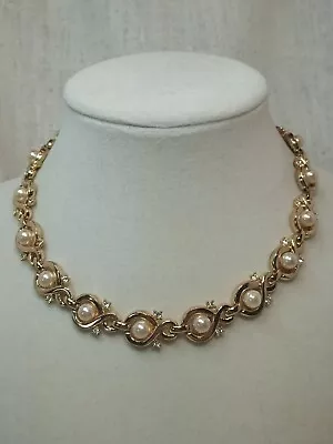 Stunning Vintage Crown Trifari Faux Pearl And Rhinestone  Necklace. • $10