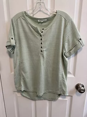 Jane + Delancey L Top Mint Green Short Cuffed Sleeves Partial Button Front • £9.65