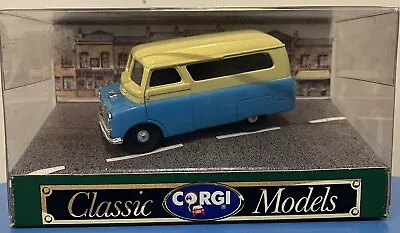 Corgi Classics Bedford CA Dormobile - Blue/Cream 1:43 • £4.50