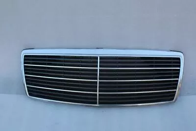 1999 Mercedes S320 W140 Chrome Grille  • $100