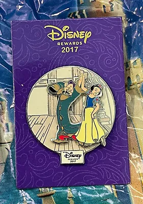 Disney Visa Cardholder Snow White And Dopey Pin New • $18.99