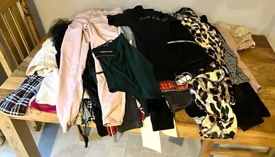 76 Clothing Items - Mainly Size 6 & 8 By Missguided PLT H&M And Others Some BNWT • £50