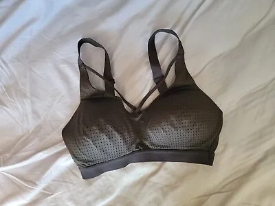 Victoria's Secret Sports Bra Victoria Sport Size 32D Racerback Wireless • $7