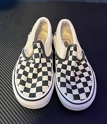 Vans Checkerboard Classic Slip On Size 3 UK Unisex Shoes  • £14.99