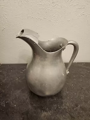 Vintage MIRRO “The Finest Aluminum” Pitcher – 2 Quart • $20