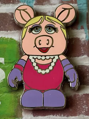 2010 Disney Booster Pin Vinylmation Series #1 Muppets Miss Piggy • $14.99