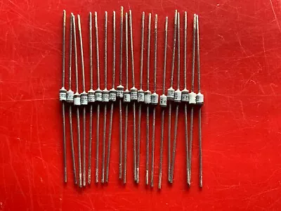 20x 1N4728A MOTOROLA DIODE ZENER 3.3V 1W DO41 IN4728A • $7.77