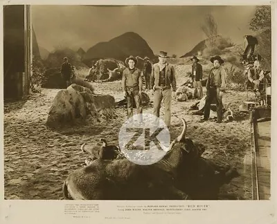 RED RIVER Monty CLIFT John WAYNE Camera Behind The Scenes Western Photo 1948 • $287.70