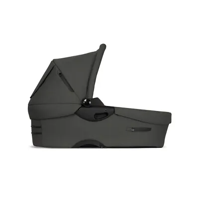 Mutsy Evo Bold Deep Grey Carrycot • £84