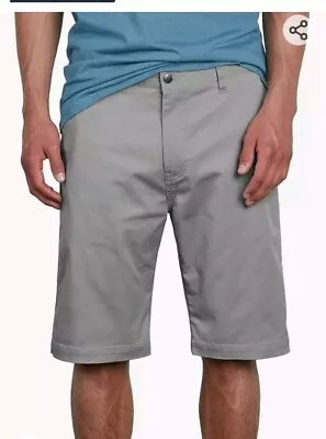 Volcom Men's Vmonty Stretch 22 Chino Short Khaki Size 32 • $21.99