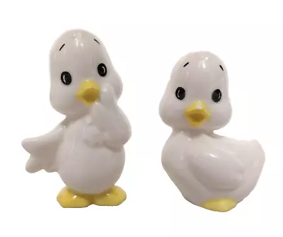 Vtg Set Of 2 Ceramic White Baby Duck Chick Figurines Yellow Beaks 3.5  Signed • $10.79