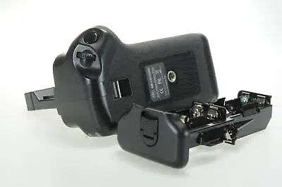 MISC BG-E8 Battery Grip For T2iT3iT4i T5i 550D #G524 • $12.91