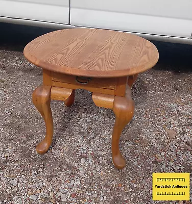 Oak Oval End Table / Side Table With Drawer (ET61) • $314.10